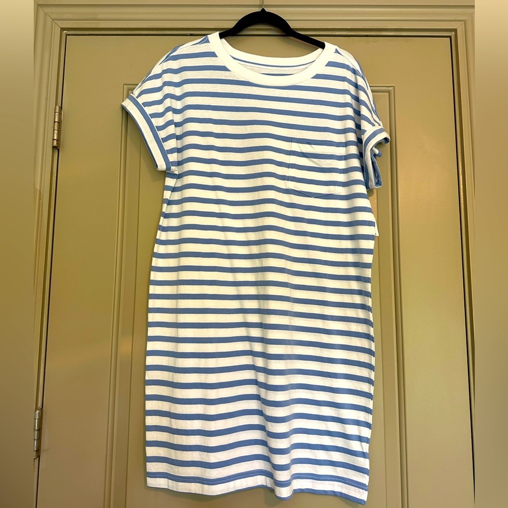 NEW Gap T-Shirt Dress